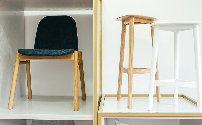 Nestandartiniai įstaigų baldai – ar jie atitinka ergonomikos reikalavimus?